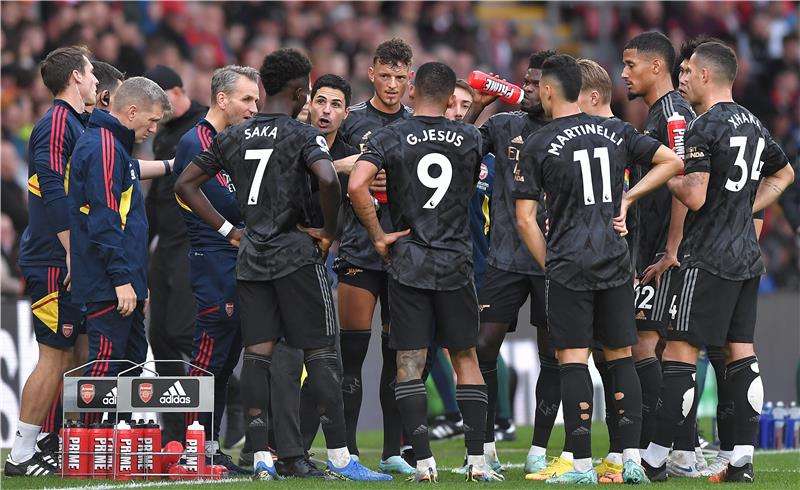 لاعبو آرسنال