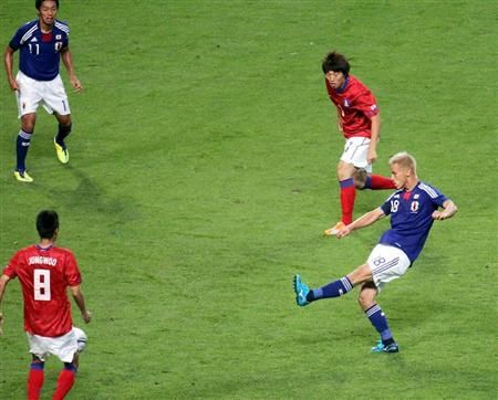 كيسوكي هوندا يحرز الهدف الثاني لمصلحة اليابان