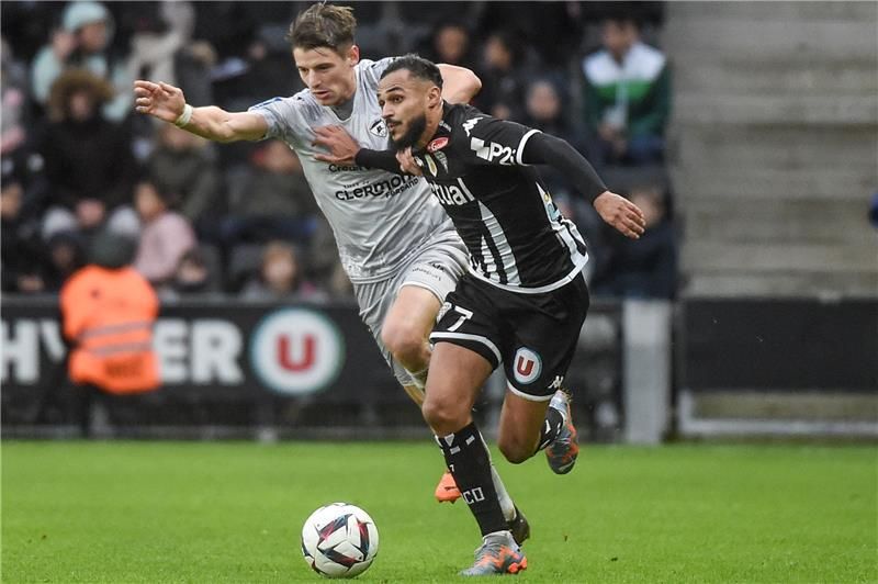 سفيان بوفال