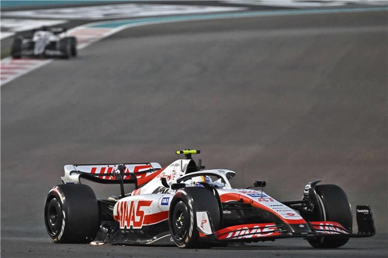 سيارة فريق هاس