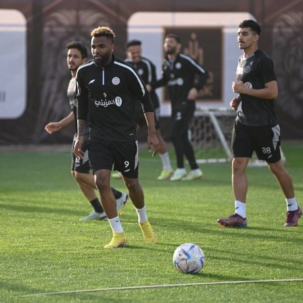 جانب من مران الشباب