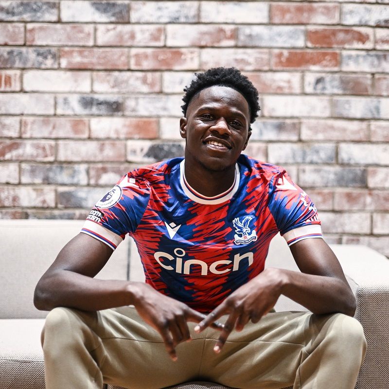 أحمادا (نقلا عن حساب كريستال بالاس علي تويتر)