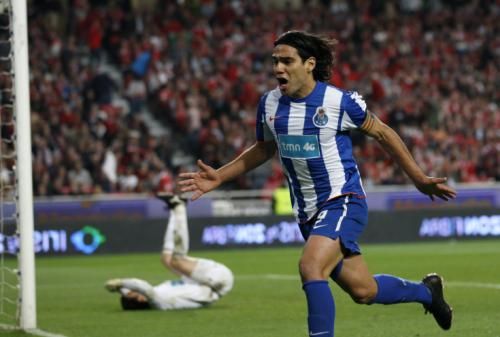 2011-04-202011-04-20t211452z_01_rfm05_rtridsp_3_soccer-europe-portugal_reuters