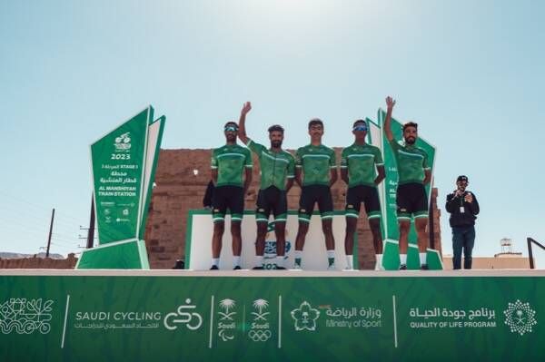 جانب من التتويج