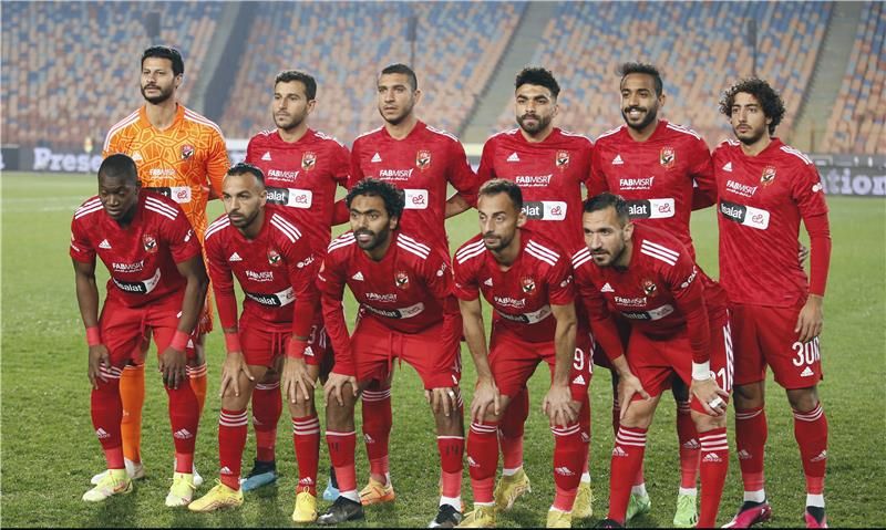 لاعبو الأهلي