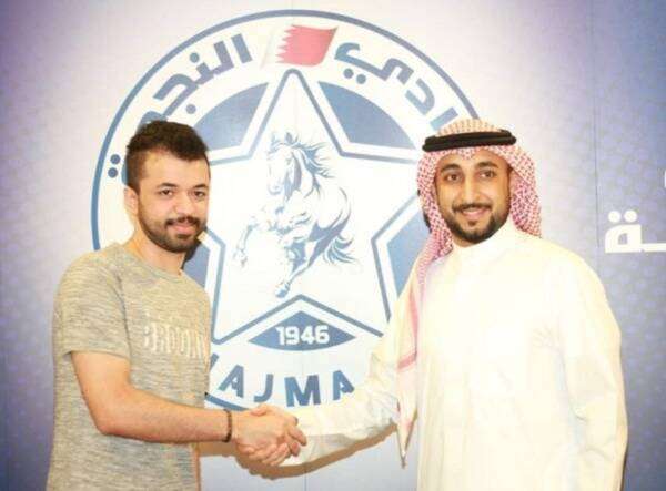 علي منير (على اليسار)