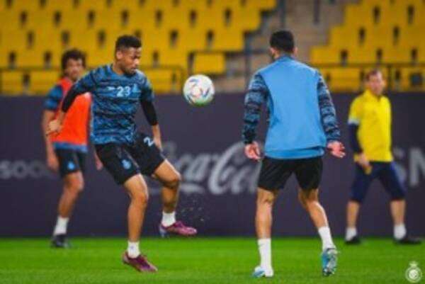 لاعبو النصر