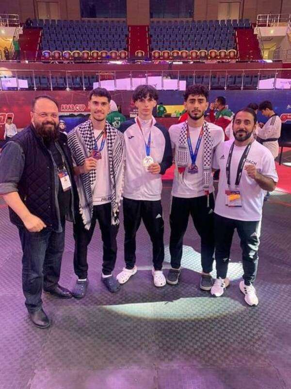 لاعبو فلسطين