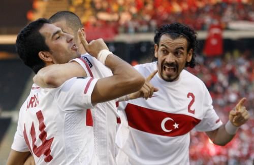 لاعبين منتخب تركيا الاول لكرة القدم