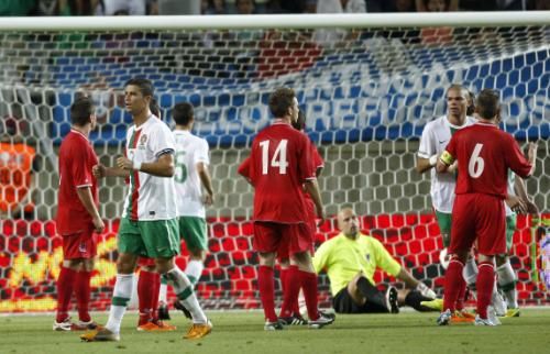 2011-08-10t215900z_01_jmr05_rtridsp_3_soccer_reuters