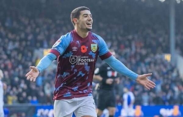 أنس الزروري