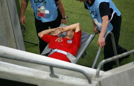 2006-06-21t111600z_01_wcber104_rtridsp_2_sport-soccer-world