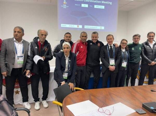 من الاجتماع