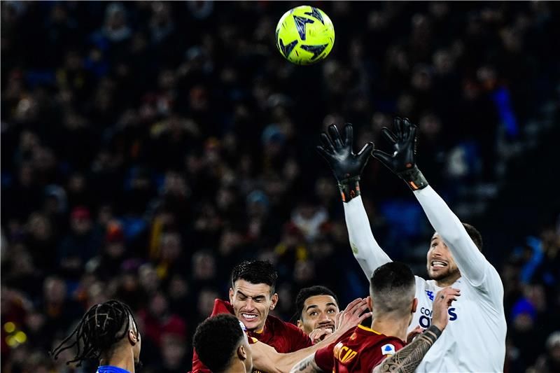 جوليلمو فيكاريو