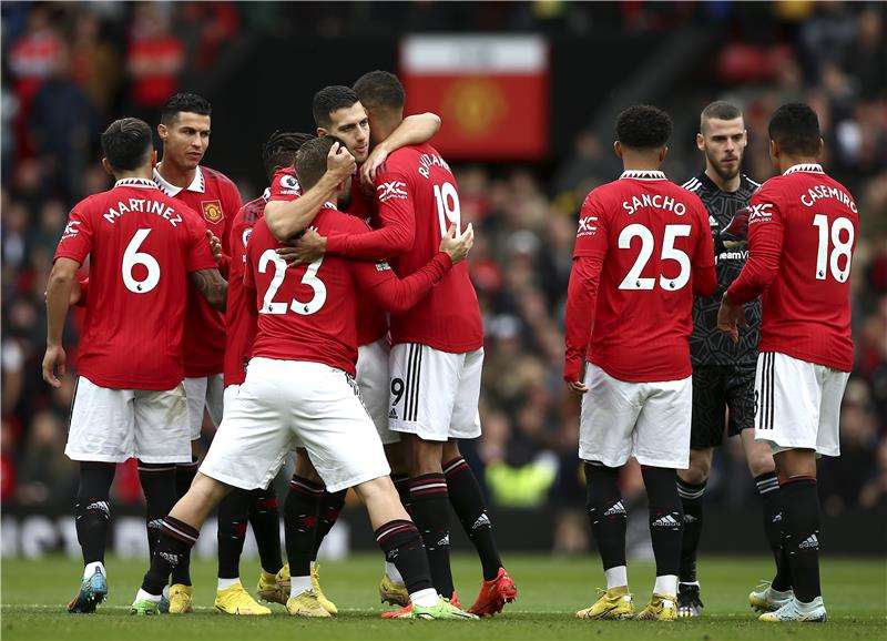 لاعبو اليونايتد