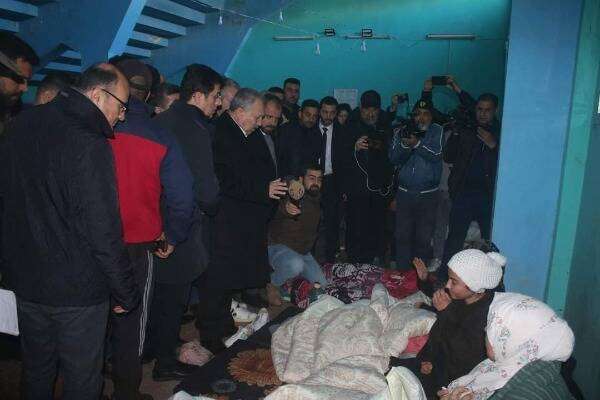 مبادرة لمساعدة المتضررين من الزلزال