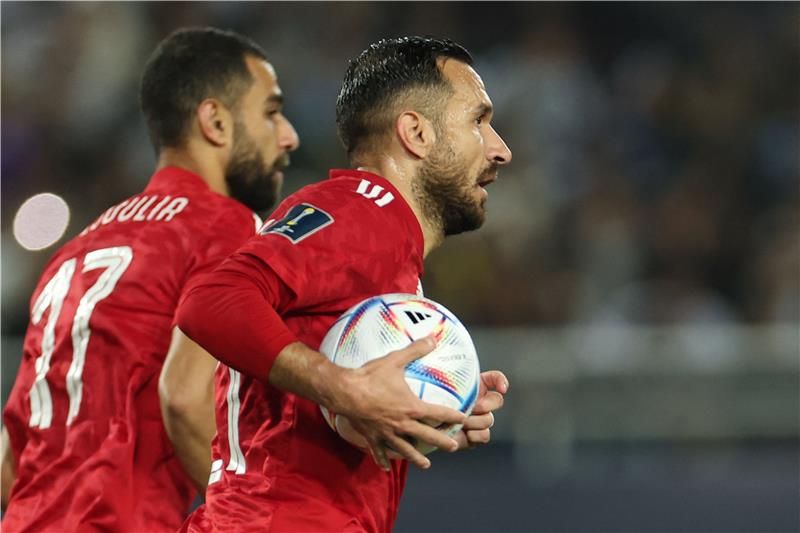 لاعبو الأهلي