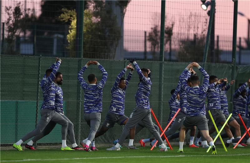 لاعبو الهلال