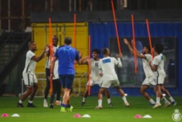 لاعبو النصر السعودي