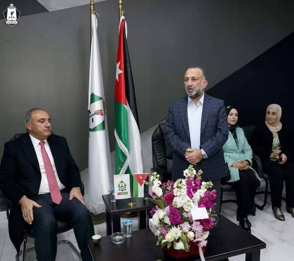 من افتتاح المقر