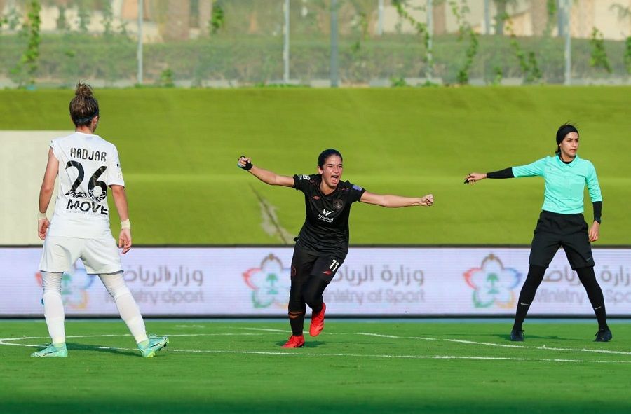 داليا أبولبن