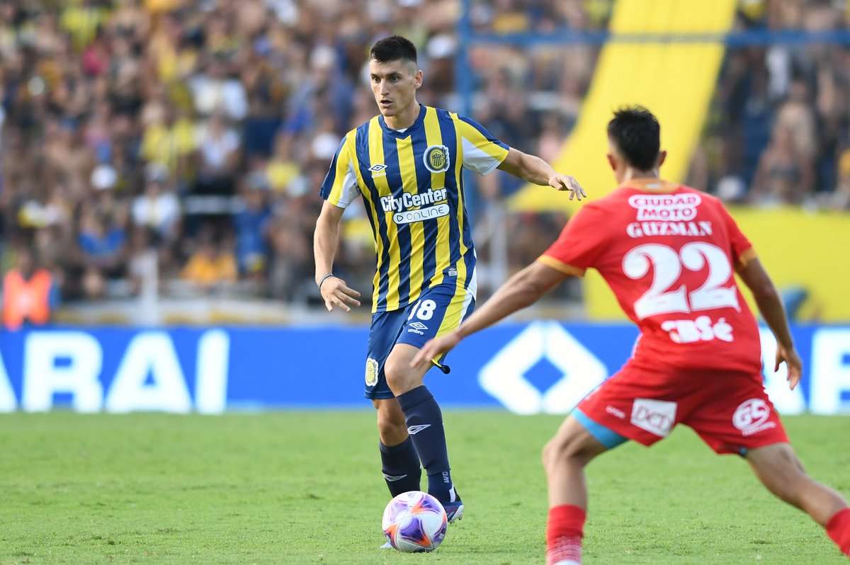 جانب من اللقاء (نقلا عن حساب الفريق علي تويتر)