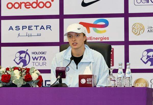 إيغا شفونتيك