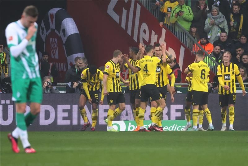 لاعبو دورتموند