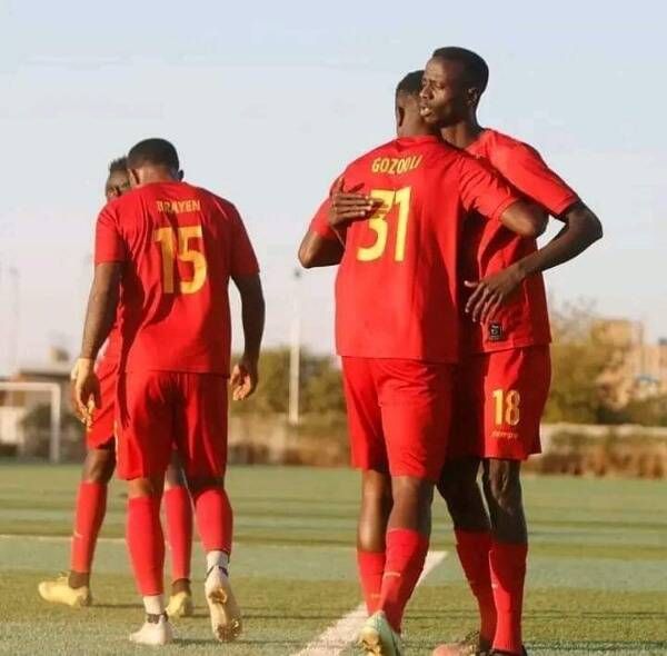 لاعبو المريخ