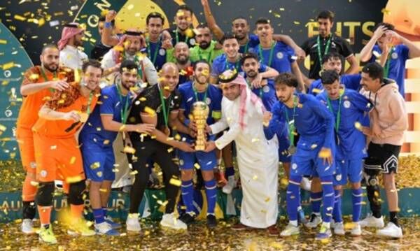 جانب من التتويج