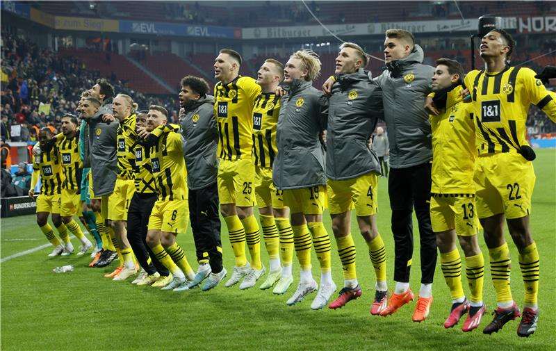 لاعبو دورتموند