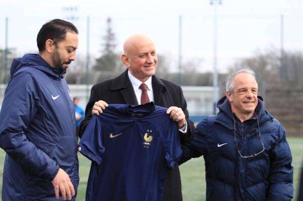 من زيارة الوفد الفرنسي