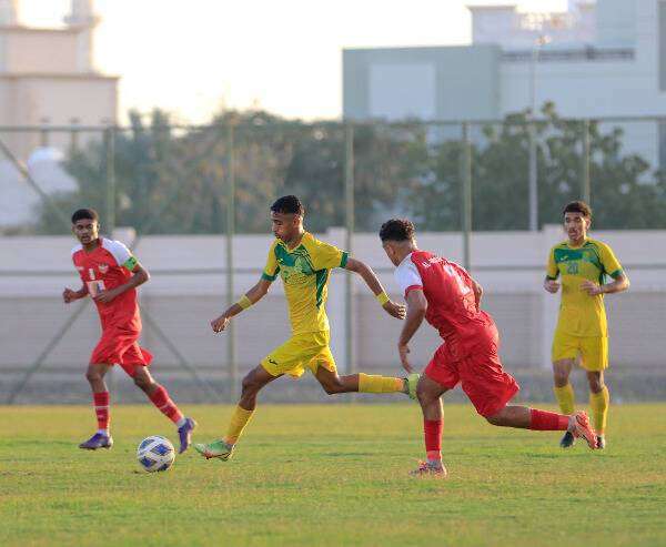 من دوري الشباب العماني