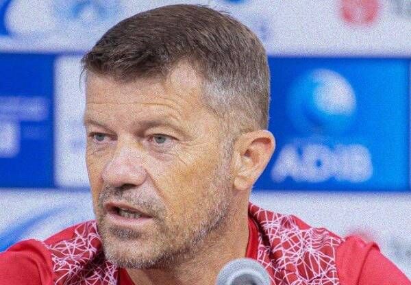 الروماني دانييل ايسايلا