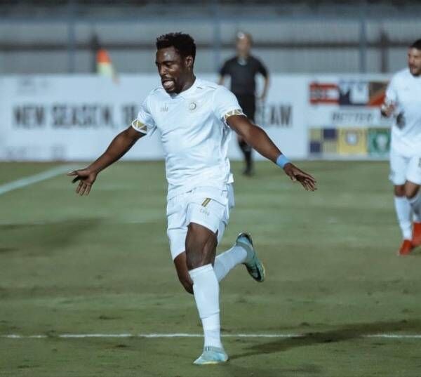 ماليك إيفونا