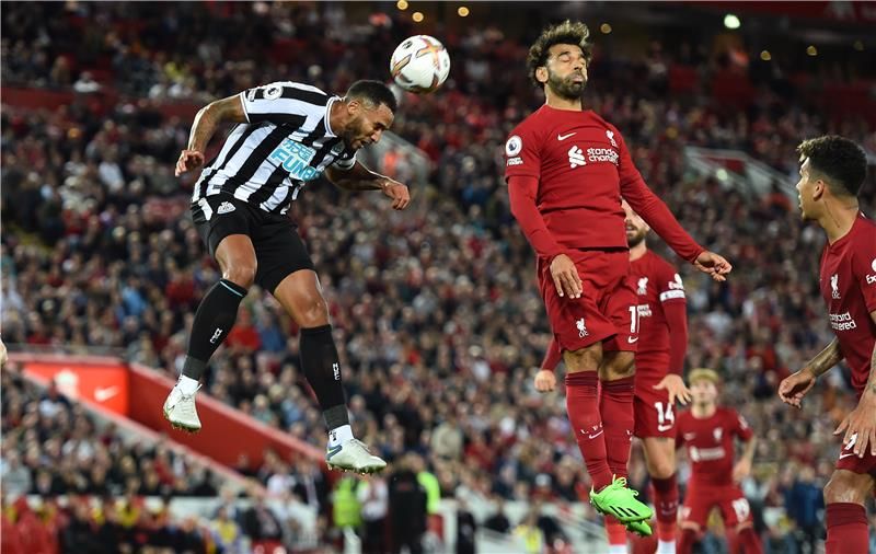 صلاح أمام نيوكاسل