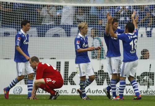 2011-08-13t154339z_01_ina22_rtridsp_3_soccer-germany_reuters