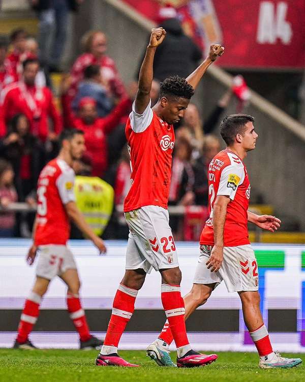 براجا (نقلا عن حساب الفريق علي تويتر)