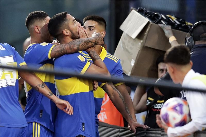 لاعبو بوكا جونيورز