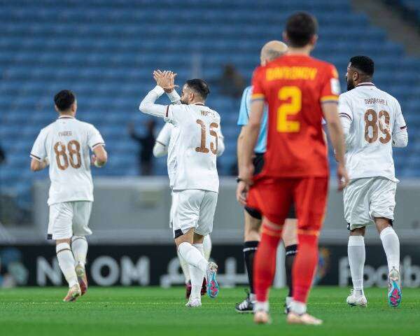 لاعبو الشباب