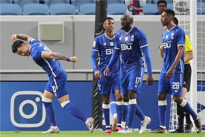 الهلال