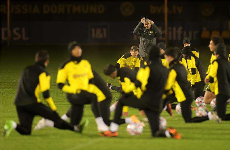 لاعبو دورتموند
