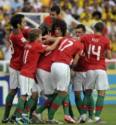 فرحة برتغالية كبيرة بالفوز والتأهل إلى الدور قبل النهائي