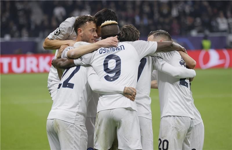 لاعبو نابولي