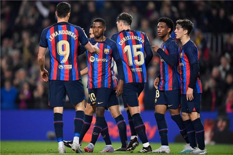 لاعبو برشلونة