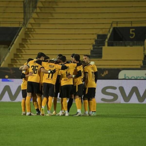 لاعبو القادسية