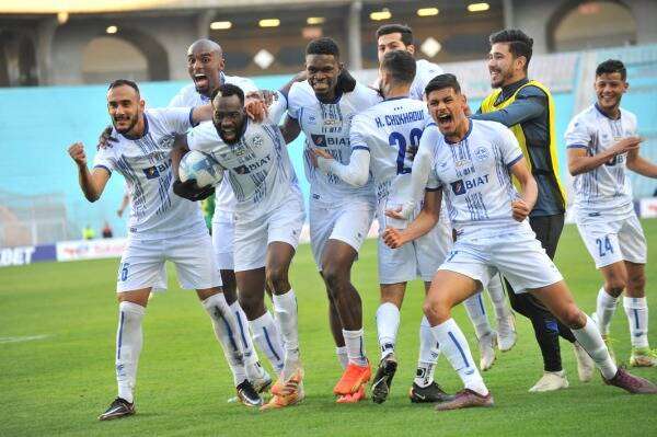 لاعبو الاتحاد المنستيري