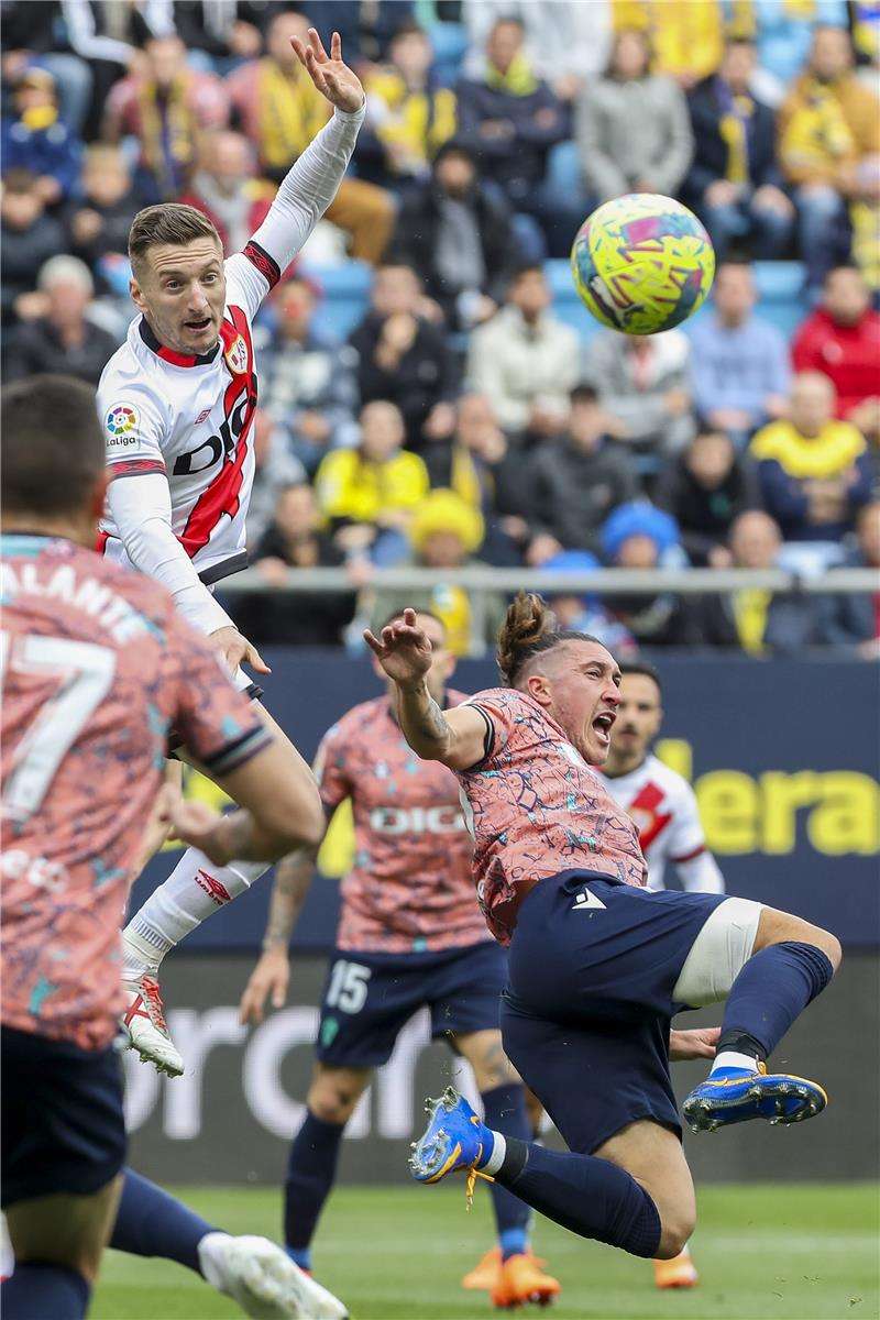 من المواجهة