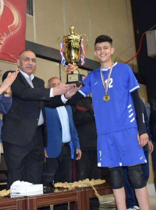 جانب من التتويج