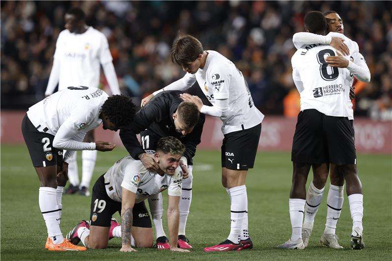 لاعبو فالنسيا